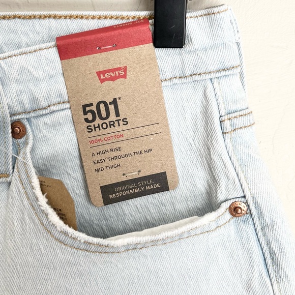 NWT Levi’s 501 high rise jeans shorts light wash 27 - Picture 7 of 10
